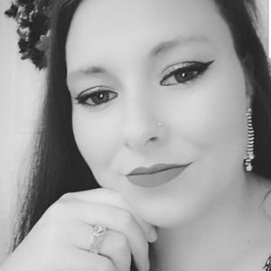 Meet your Posher, Jacqueline